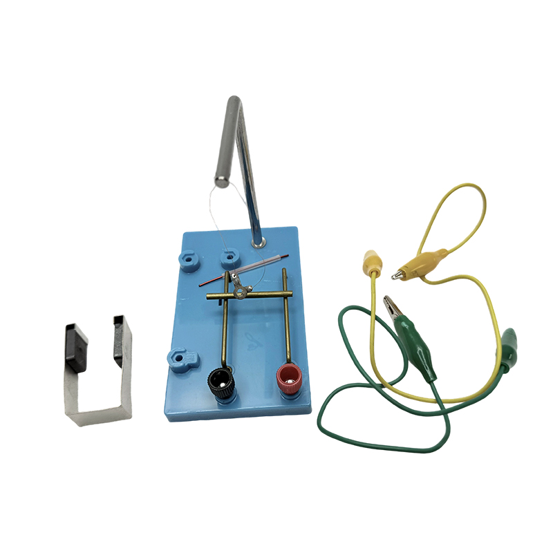 Kesan medan magnet pada radas eksperimen arus elektrik/fizik sekolah/instrumen makmal